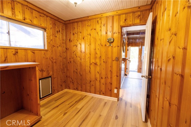 Detail Gallery Image 38 of 54 For 2242 Deep Creek Dr, Running Springs,  CA 92382 - 2 Beds | 2 Baths