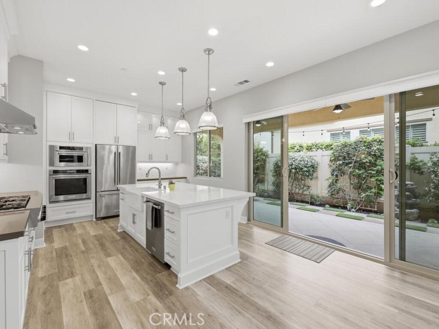 Detail Gallery Image 5 of 75 For 10866 Rojo Ct, Cypress,  CA 90720 - 3 Beds | 3/1 Baths