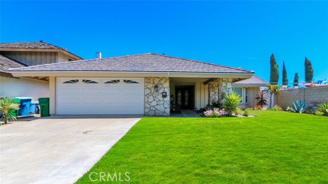 15802 Exeter St, Westminster, CA 92683