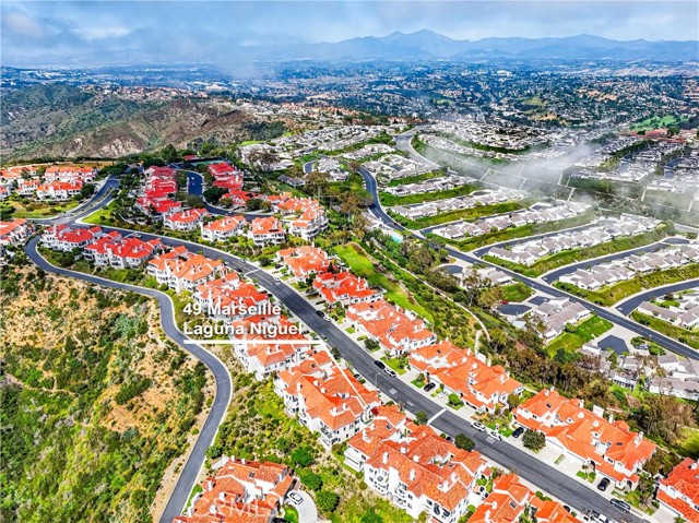 Image 40 of 46 For 49 Marseille