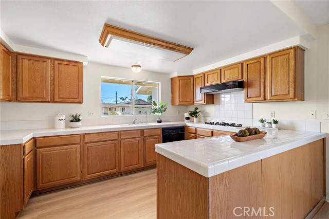 Detail Gallery Image 10 of 38 For 9181 El Cortez Ave, Fountain Valley,  CA 92708 - 3 Beds | 2 Baths