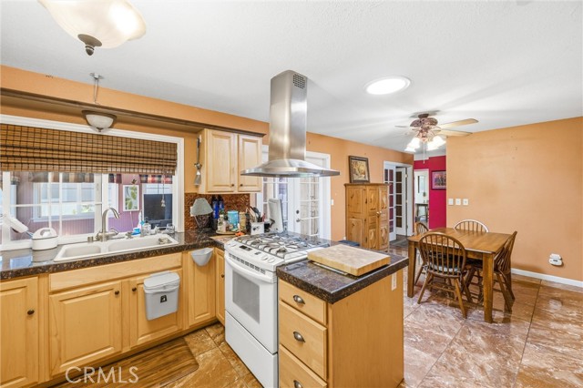 Detail Gallery Image 17 of 47 For 1539 Robyn, Redlands,  CA 92374 - 4 Beds | 2 Baths