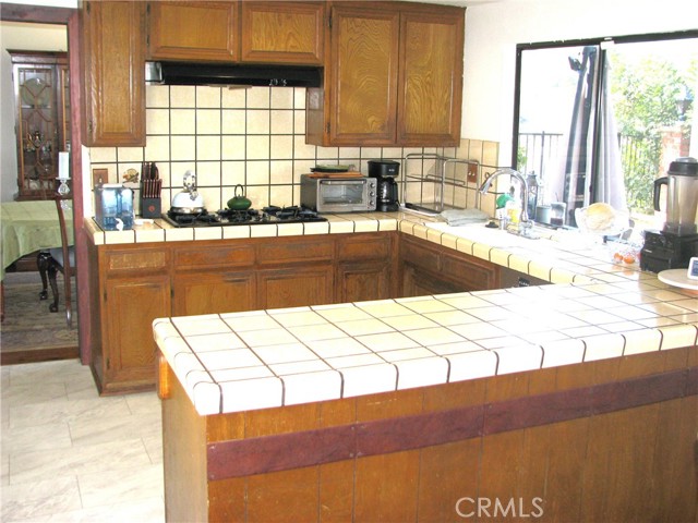 Detail Gallery Image 16 of 72 For 10451 Ormond St, Shadow Hills,  CA 91040 - 3 Beds | 2/1 Baths