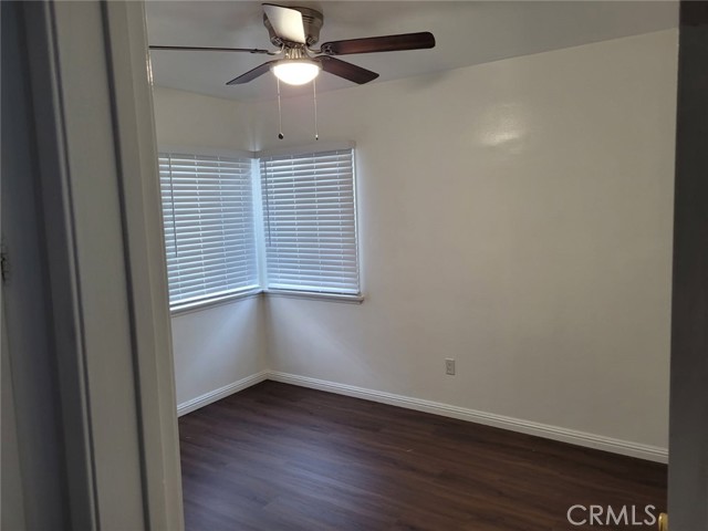 Detail Gallery Image 6 of 11 For 9833 Walnut, Bellflower,  CA 90706 - – Beds | – Baths