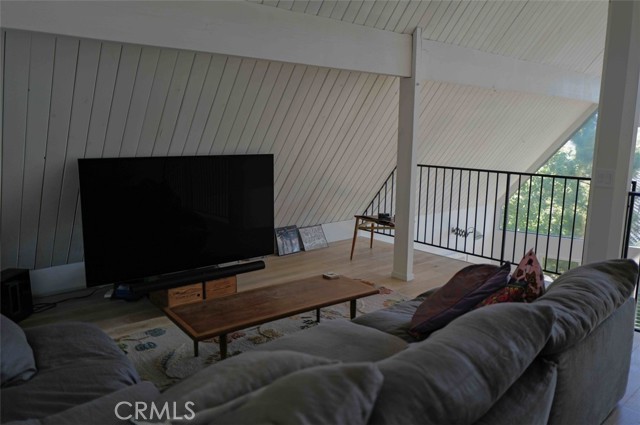 1554 Coyote Court, Big Bear City CA: https://media.crmls.org/medias/e4408858-3ea3-4809-b379-b1bfe6b78cbd.jpg