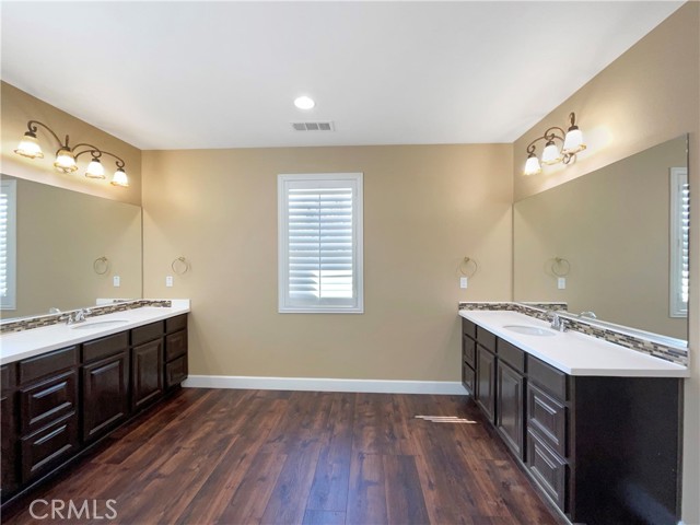 Detail Gallery Image 17 of 25 For 25329 Wild View Rd, Menifee,  CA 92584 - 5 Beds | 3 Baths