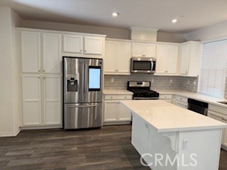 Detail Gallery Image 6 of 16 For 166 Natal, Rancho Mission Viejo,  CA 92694 - 3 Beds | 2/1 Baths