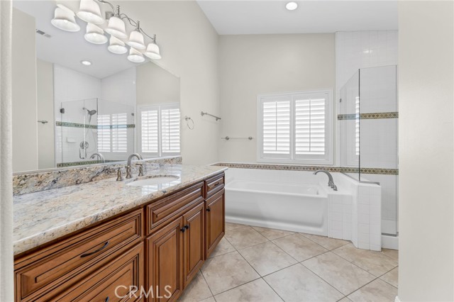 294 W Buffington Street, Upland CA: https://media.crmls.org/medias/e4420ffd-13f2-46e4-a813-711a3a88b903.jpg