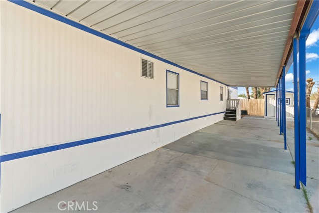 11420 Lee Avenue, Adelanto CA: https://media.crmls.org/medias/e442cc88-52cd-4dc6-a893-3248476206af.jpg