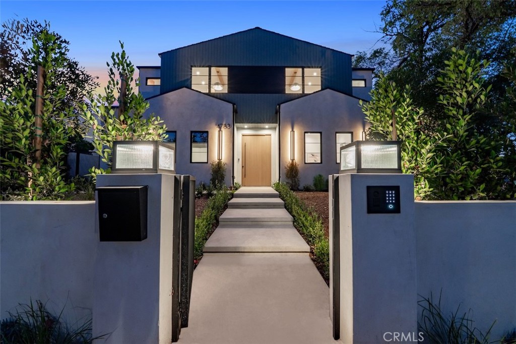 4783 Firmament Avenue