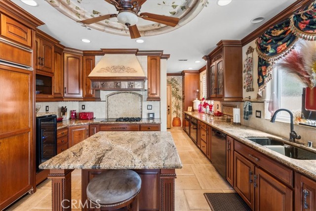 1506 Bergman Court, Brea CA: https://media.crmls.org/medias/e443ad21-4a24-4d21-8164-2f3afabe96d7.jpg
