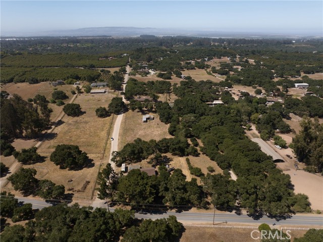 1529 Pomeroy Road, Arroyo Grande CA: https://media.crmls.org/medias/e443ad98-774d-44e3-9cc1-2f14aa075af6.jpg