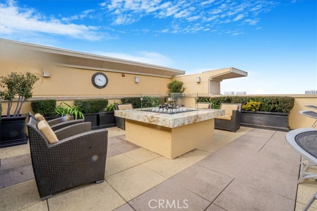 3059 Scholarship, Irvine CA: https://media.crmls.org/medias/e443df58-d9d8-4e91-a5d8-e3dab99b9400.jpg