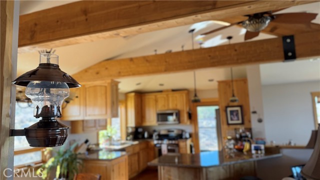 Detail Gallery Image 22 of 68 For 275 Canyon, Pinon Hills,  CA 92371 - 3 Beds | 2/1 Baths