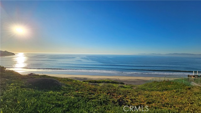 Detail Gallery Image 5 of 10 For 449 Paseo De La Playa, Redondo Beach,  CA 90277 - 4 Beds | 3 Baths