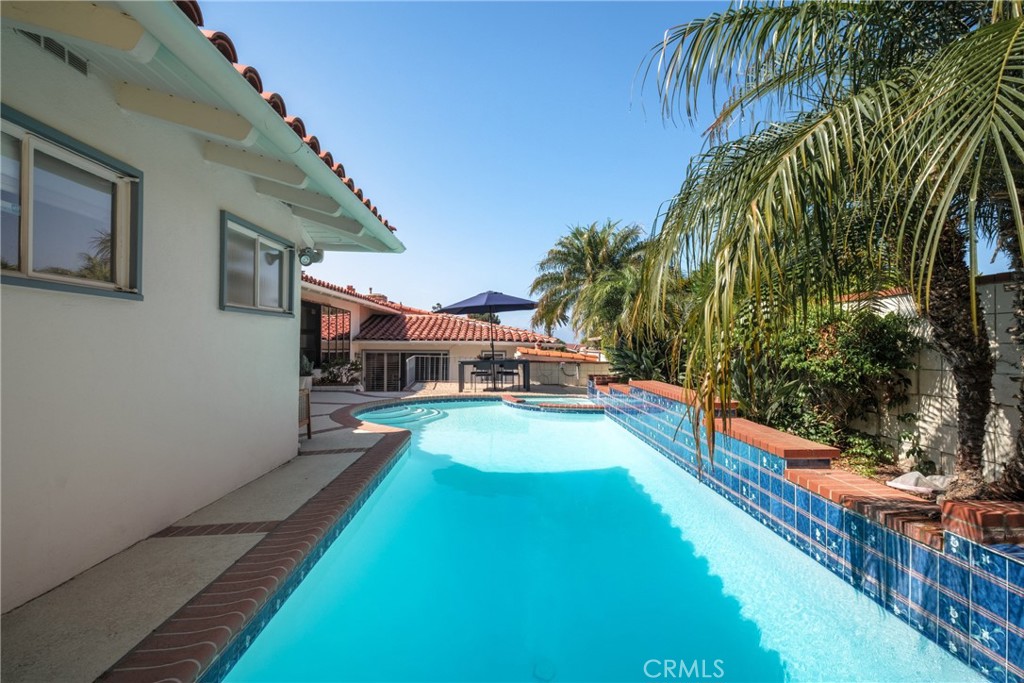 MLS #SB25179279 img 9