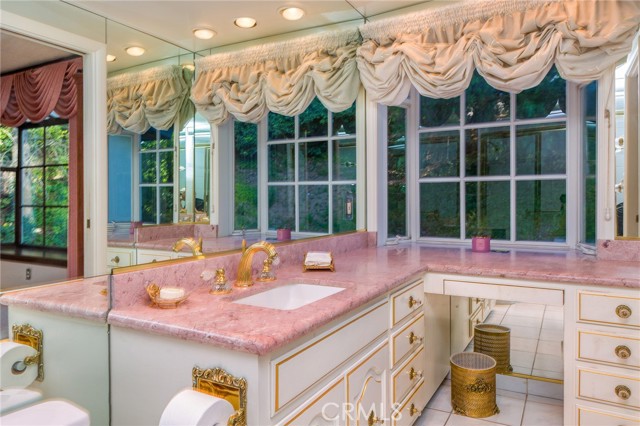 Detail Gallery Image 26 of 38 For 3371 Berry, Studio City,  CA 91604 - 3 Beds | 2/1 Baths