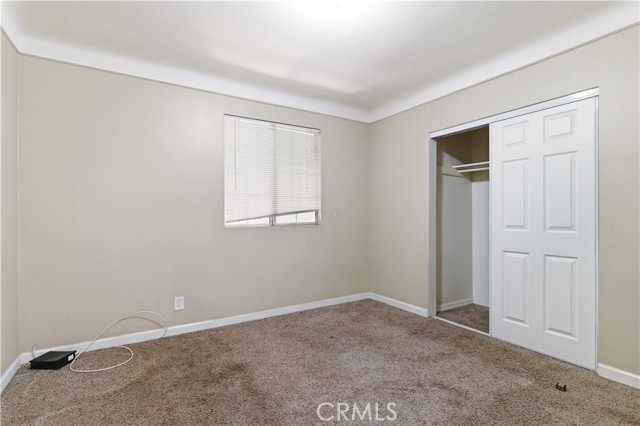 Detail Gallery Image 35 of 45 For 15000 Hamlin St, Van Nuys,  CA 91411 - 5 Beds | 3 Baths