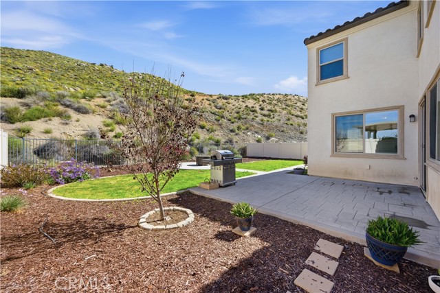 Detail Gallery Image 11 of 42 For 24526 Snapdragon Way, Lake Elsinore,  CA 92532 - 4 Beds | 3 Baths