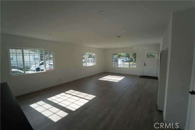 Image 3 for 10606 Mckinley Ave, Los Angeles, CA 90002