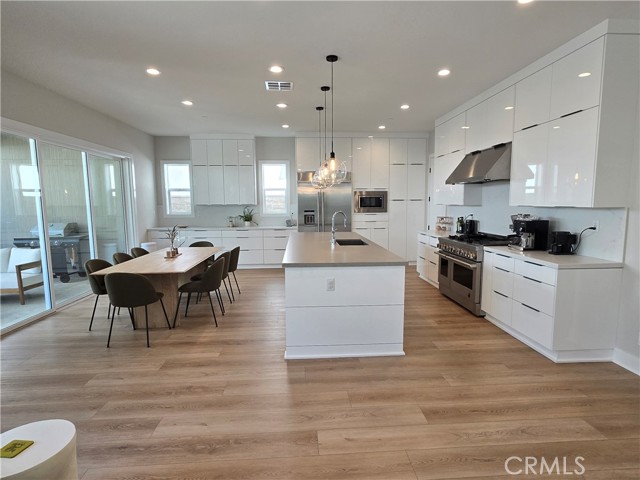 171 Bear Leaf Drive, Lake Forest CA: https://media.crmls.org/medias/e447dcfd-74aa-4051-b2c7-91b01ceddc39.jpg