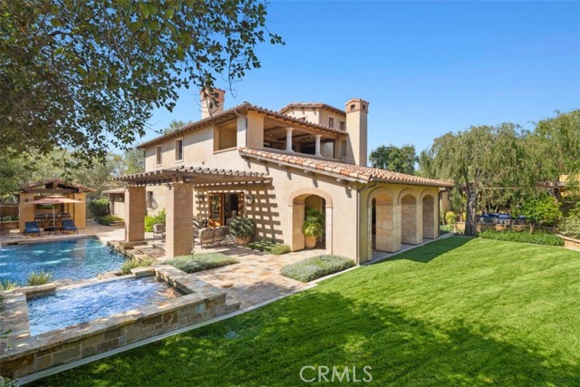 97 Canyon Creek, Irvine CA: https://media.crmls.org/medias/e44830a1-47e6-47e7-8295-65193457d494.jpg