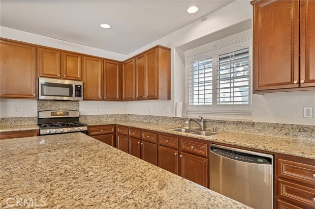 Detail Gallery Image 6 of 34 For 14540 Purdue Ave, Chino,  CA 91710 - 3 Beds | 2/1 Baths