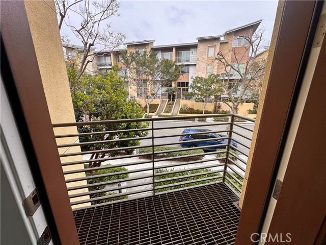 Detail Gallery Image 22 of 69 For 27 Soho, Irvine,  CA 92612 - 3 Beds | 3 Baths