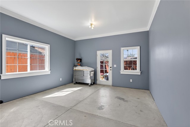 Detail Gallery Image 6 of 31 For 10353 Oro Vista, Sunland,  CA 91040 - 2 Beds | 2 Baths