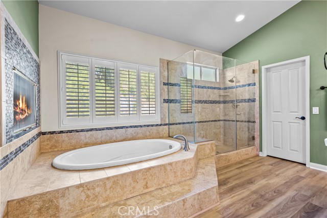 15355 Michael Crest Drive, Canyon Country CA: https://media.crmls.org/medias/e44965ef-50f4-4b11-a7a4-0c8401c958c1.jpg