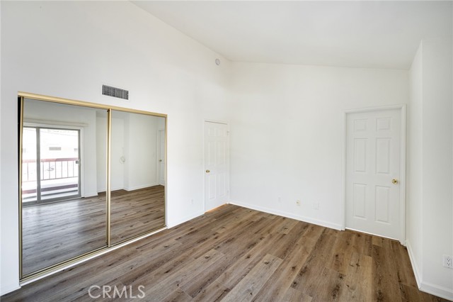 Detail Gallery Image 13 of 21 For 421 Palm Dr #4,  Glendale,  CA 91202 - 2 Beds | 2/1 Baths