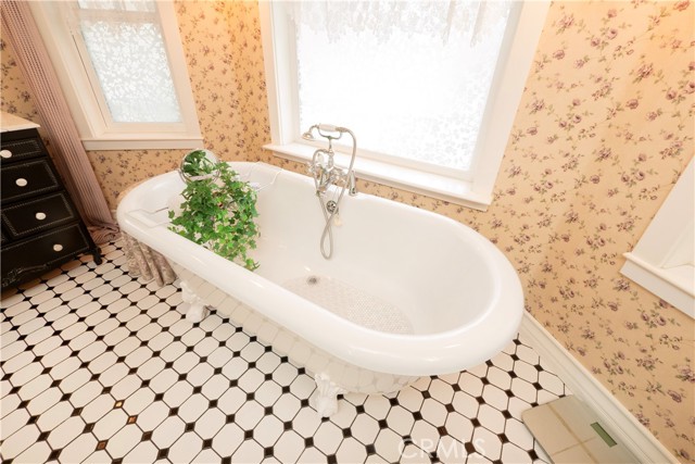 Detail Gallery Image 28 of 75 For 42425 Bear Loop, Big Bear Lake,  CA 92314 - 3 Beds | 3/1 Baths