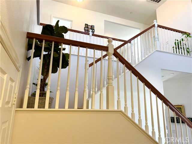 1539 Carmel Court, Redlands CA: https://media.crmls.org/medias/e44a3f77-b14f-4f9d-bff0-fcbcc4e902ec.jpg