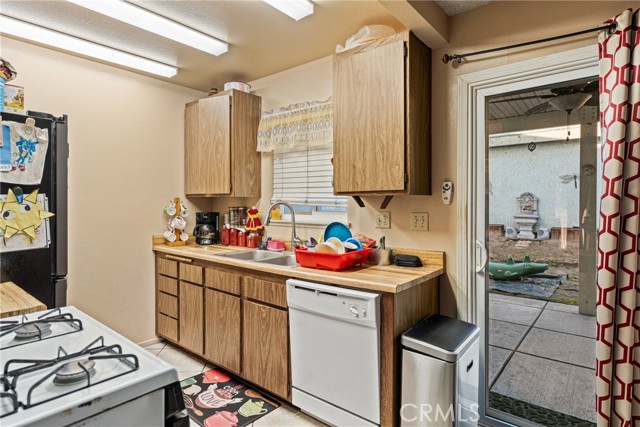 Detail Gallery Image 11 of 30 For 839 Richland, Upland,  CA 91786 - 2 Beds | 1/1 Baths