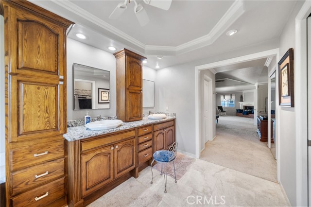 Detail Gallery Image 19 of 75 For 40498 Calle Madero, Temecula,  CA 92591 - 5 Beds | 4 Baths