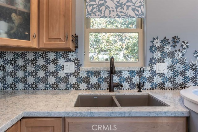 2852 Los Feliz Court, San Luis Obispo CA: https://media.crmls.org/medias/e44ad67e-0d53-424d-bbc2-0777d571b4e0.jpg
