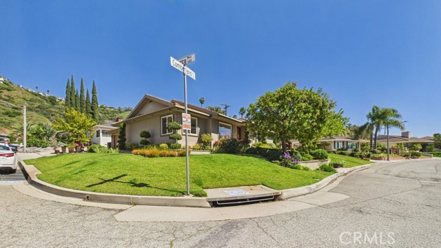 Detail Gallery Image 54 of 62 For 165 Cumberland Rd, Glendale,  CA 91202 - 3 Beds | 2/1 Baths