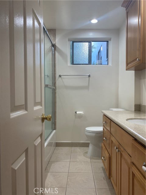 1146 East Lexington photo 19