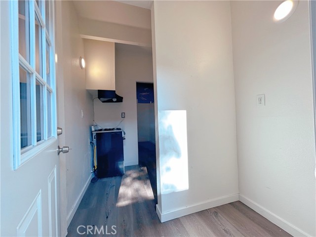 5381 W Maitland St, Ontario CA: https://media.crmls.org/medias/e44c0dc8-e980-46ff-9898-a302ae9275f7.jpg
