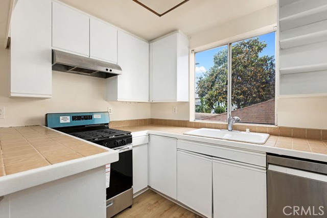 Detail Gallery Image 11 of 33 For 3727 Selby Ave a,  Los Angeles,  CA 90034 - 3 Beds | 3 Baths
