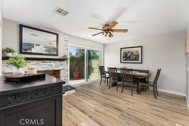 Detail Gallery Image 15 of 40 For 20001 Village Green Dr, Lakewood,  CA 90715 - 4 Beds | 2/1 Baths