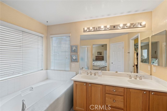 Detail Gallery Image 24 of 31 For 260 S Firenza Way, Orange,  CA 92869 - 4 Beds | 2/1 Baths