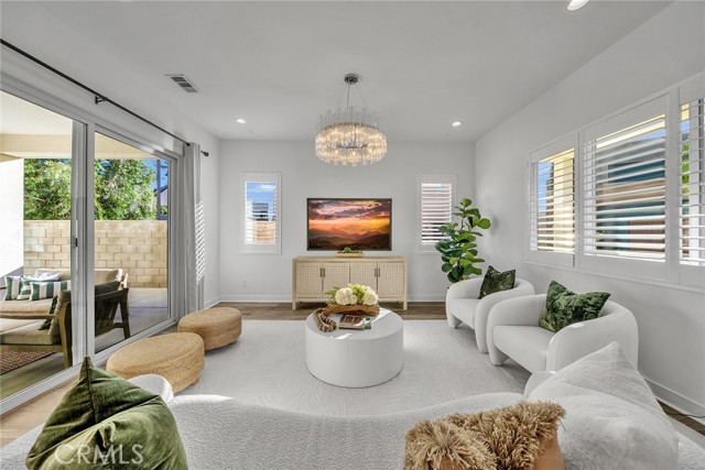 Detail Gallery Image 12 of 65 For 446 Chorus, Irvine,  CA 92618 - 4 Beds | 4 Baths