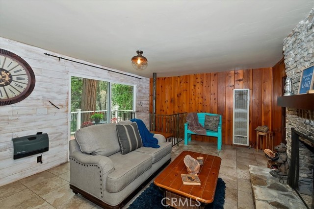 Detail Gallery Image 15 of 39 For 770 Cottage Grove, Lake Arrowhead,  CA 92352 - 3 Beds | 2 Baths