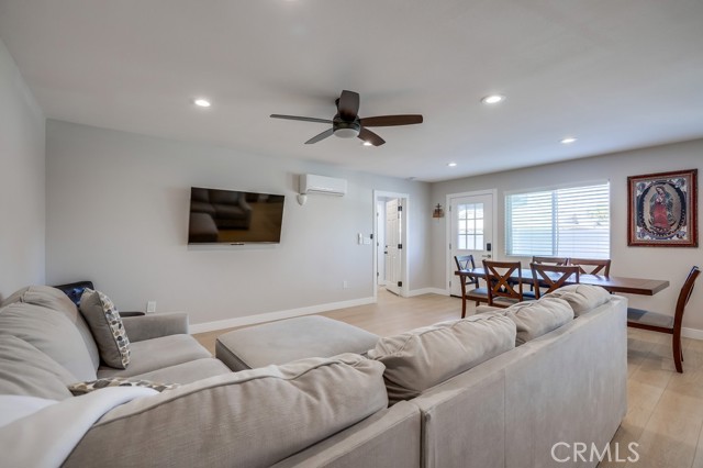 824 S Dune Street, Anaheim CA: https://media.crmls.org/medias/e44fc2c3-1038-42b9-8179-12d24a1b0b07.jpg