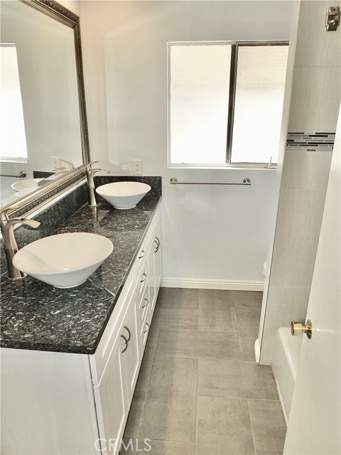 Detail Gallery Image 20 of 31 For 3042 E 3rd St #15,  Long Beach,  CA 90814 - 1 Beds | 1 Baths