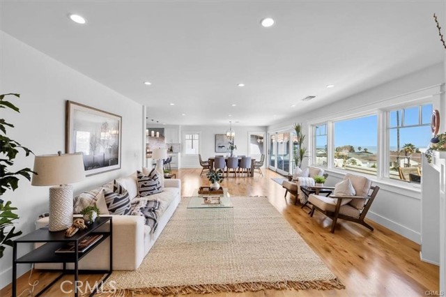 332 Calle Mayor, Redondo Beach CA: https://media.crmls.org/medias/e45297ab-c1b3-4858-bb46-333d366bce3a.jpg