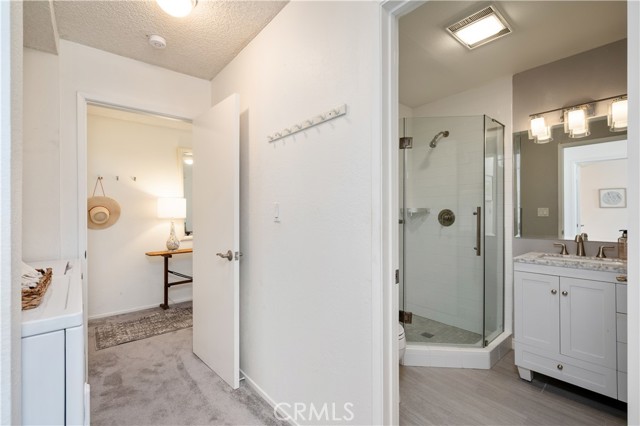 555 Esplanade, Redondo Beach, California 90277, 2 Bedrooms Bedrooms, ,2 BathroomsBathrooms,Residential,For Sale,Esplanade,SB25176397
