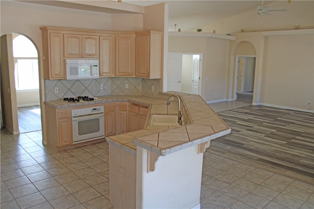 35824 Tumbleweed Circle, Yermo, California 92398, 3 Bedrooms Bedrooms, ,2 BathroomsBathrooms,Residential,For Sale,35824 Tumbleweed Circle,CRHD23195073