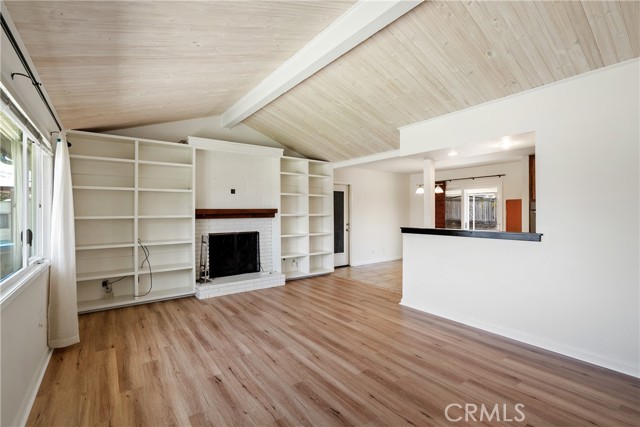 733 Manzanita Drive, Los Osos CA: https://media.crmls.org/medias/e4537e9c-2223-48d1-85f4-27db7650ce76.jpg